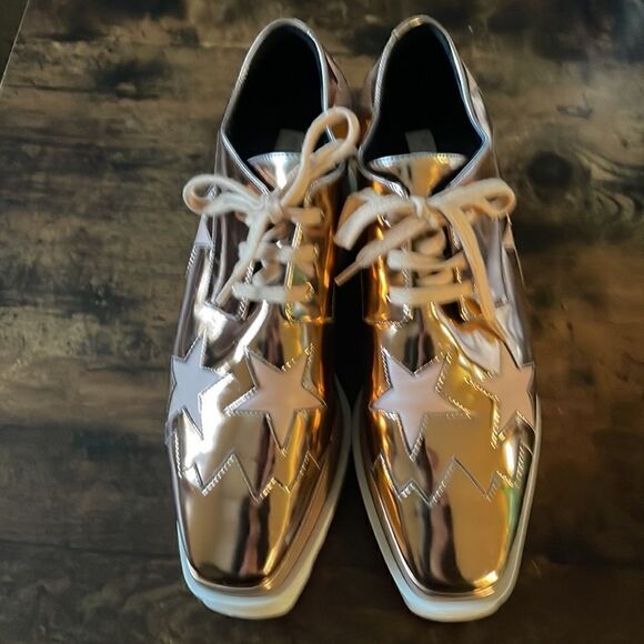 Stella McCartney
Women's Pink Rose Gold Metallic Elyse Stars Sneakers Size 36/6 - Picture 4 of 12